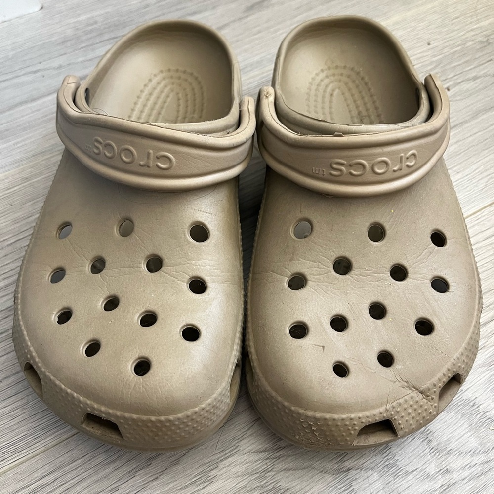 Green crocs!